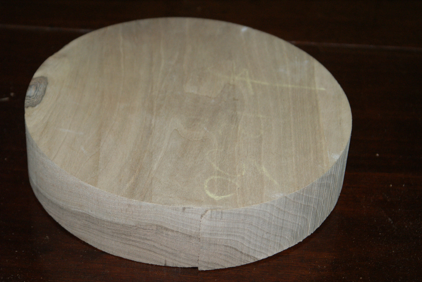 A Grade 8"x 2 " Walnut wood turning blank (150)