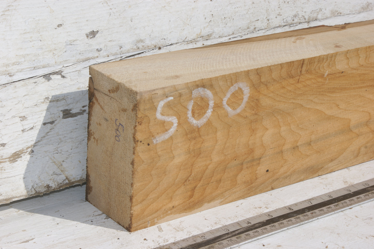 Lime suitable for wood carving (500)