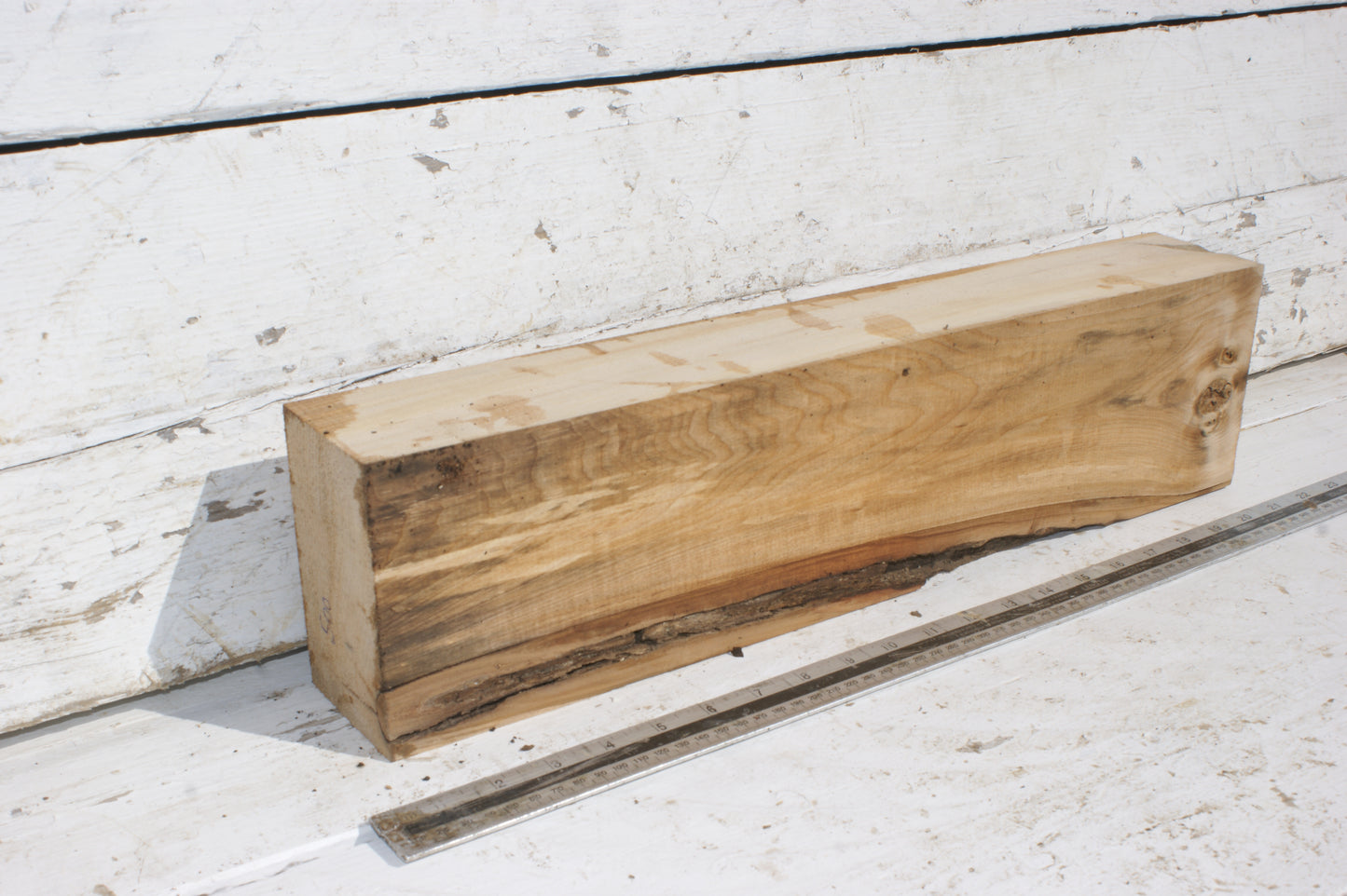 Lime suitable for wood carving (500)