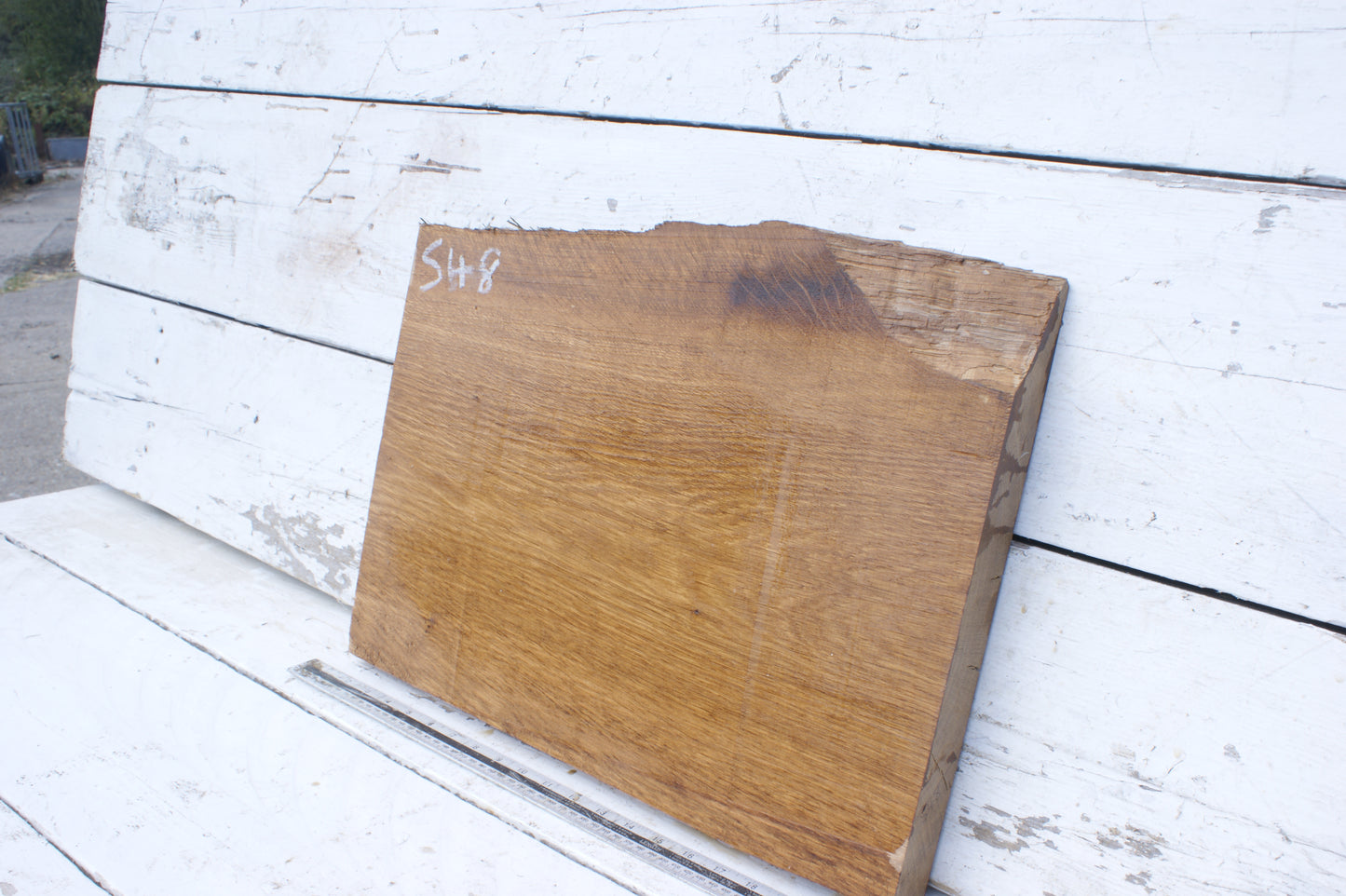 Brown oak shelf board (548)