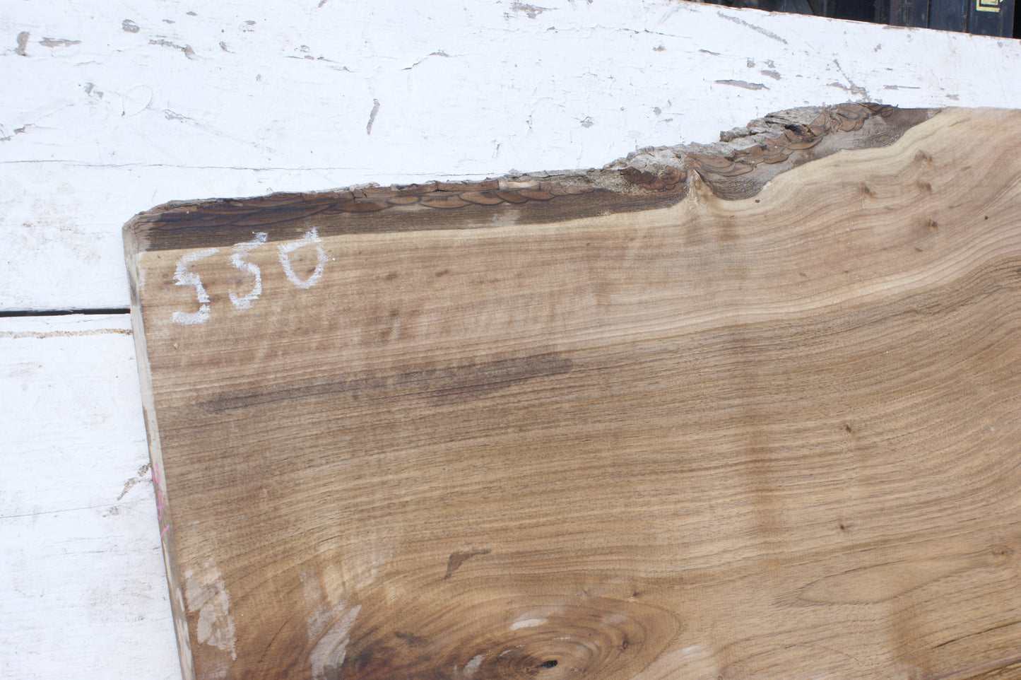 Walnut slab, shelf, board (550)
