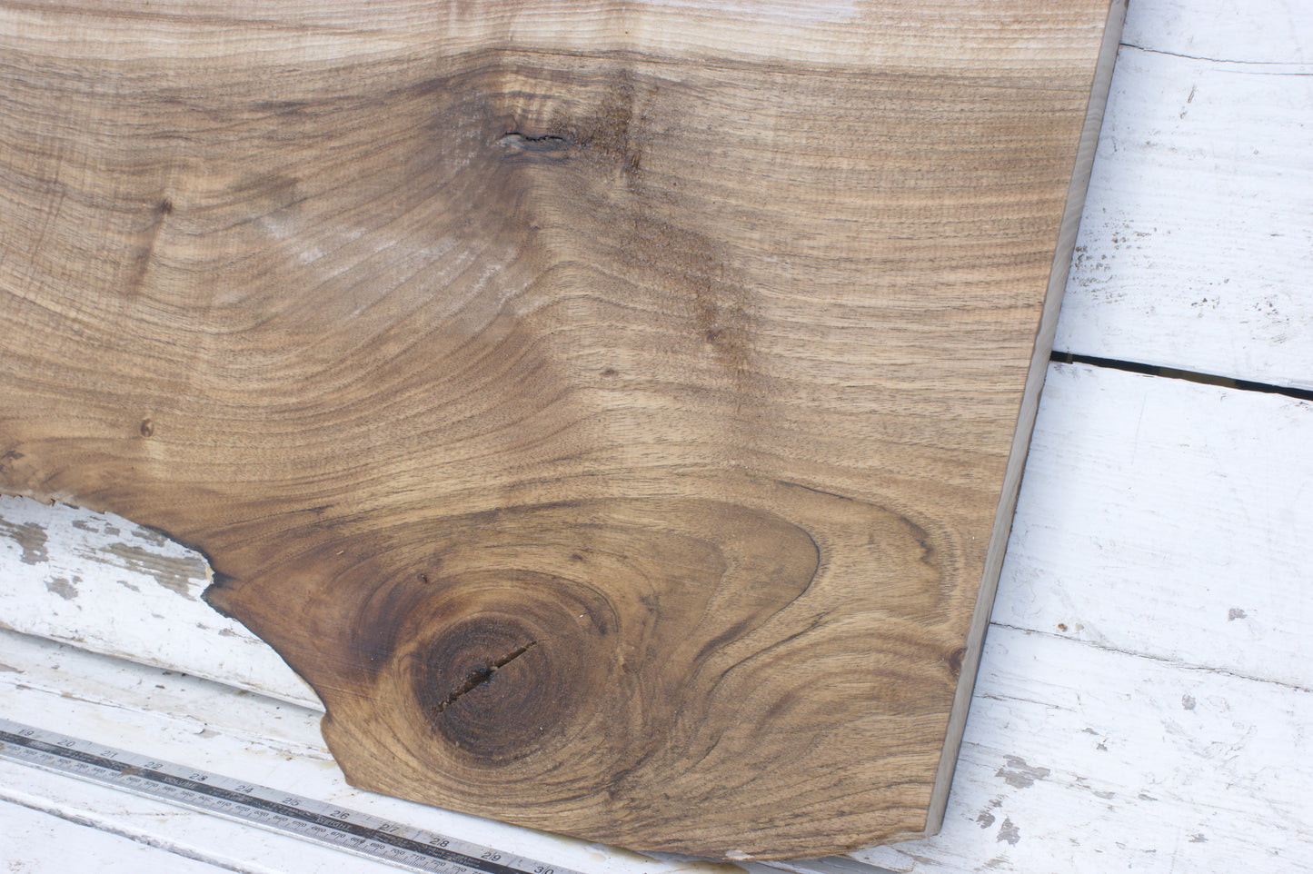 Walnut slab, shelf, board (551)