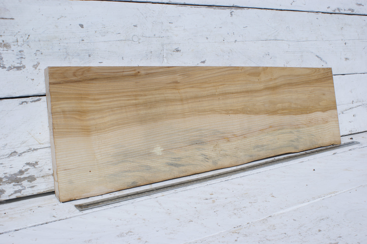 English Ash board (556)