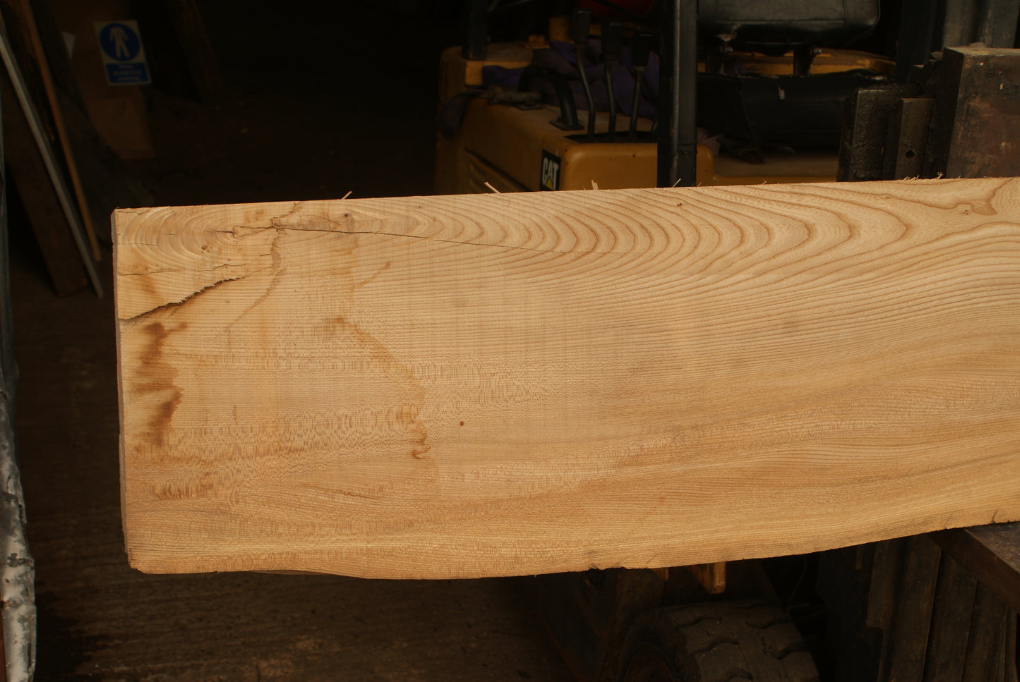 Elm Slab, Kiln Dried 2600 L x 460 - 342 W x 46 D mm (298)