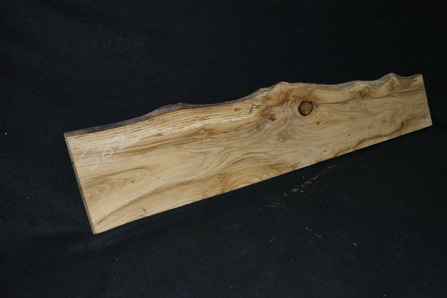 Oak shelf board 1115 L x 208 x 175 W x 24 D (mm) (582)
