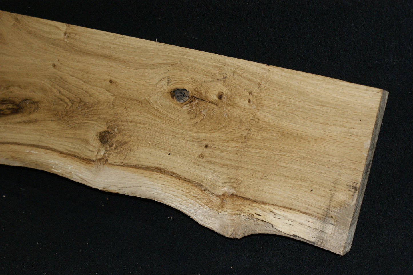 Oak shelf board 1115 L x 208 x 175 W x 24 D (mm) (582)