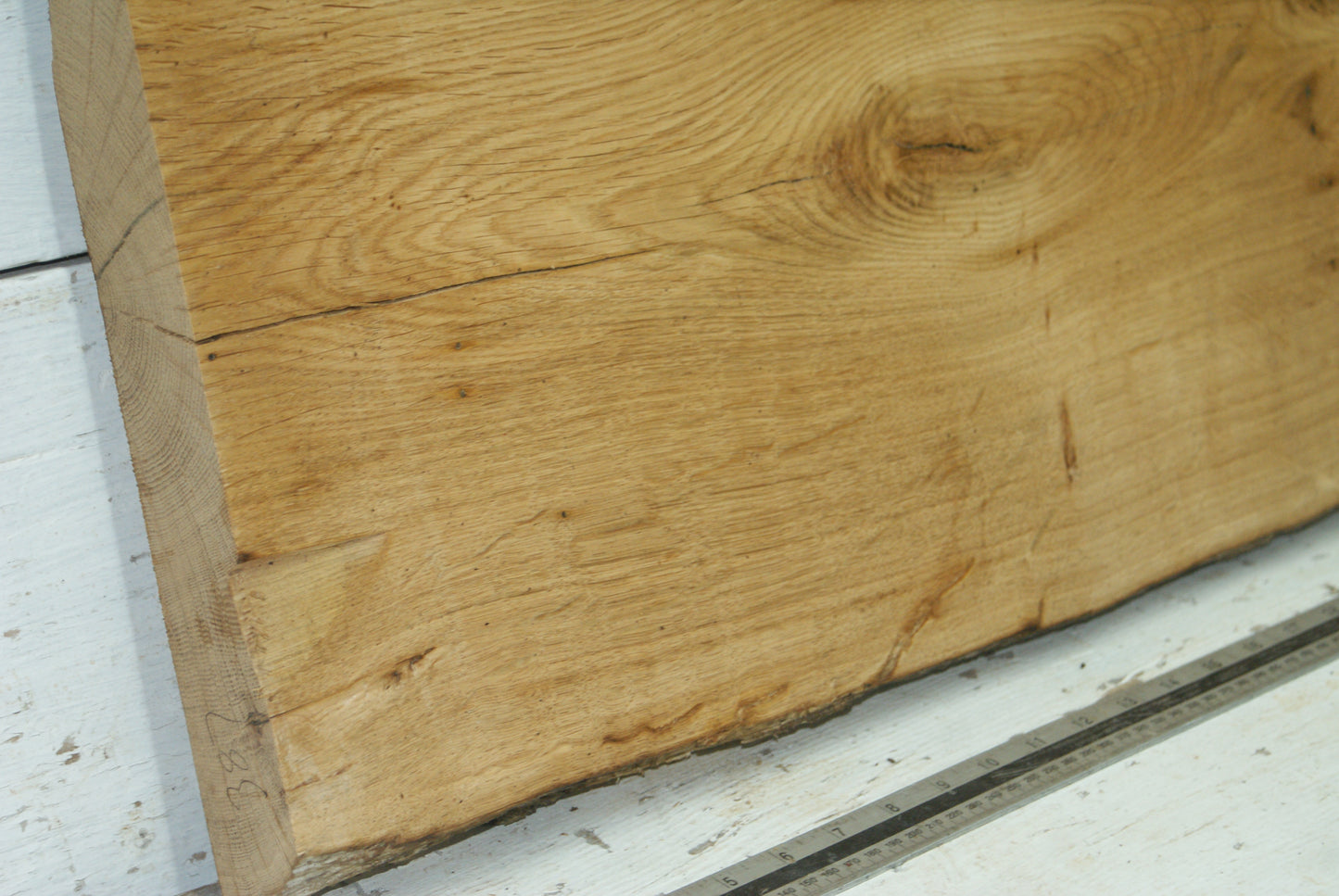 Oak 1068 L x 422-340 W x 44 D (mm) (387)