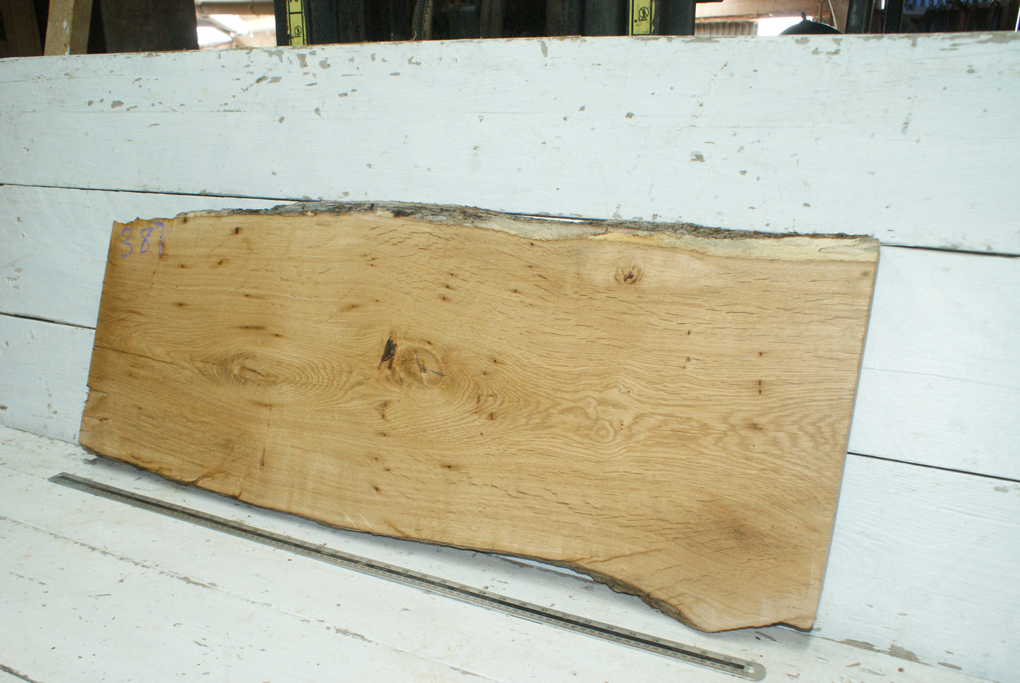 Oak 1068 L x 422-340 W x 44 D (mm) (387)
