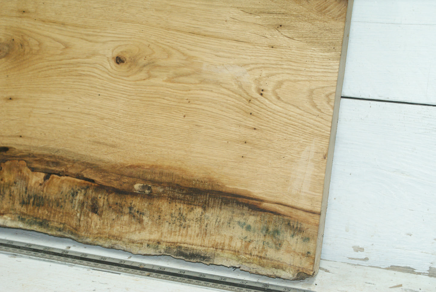 Oak 1068 L x 422-340 W x 44 D (mm) (387)