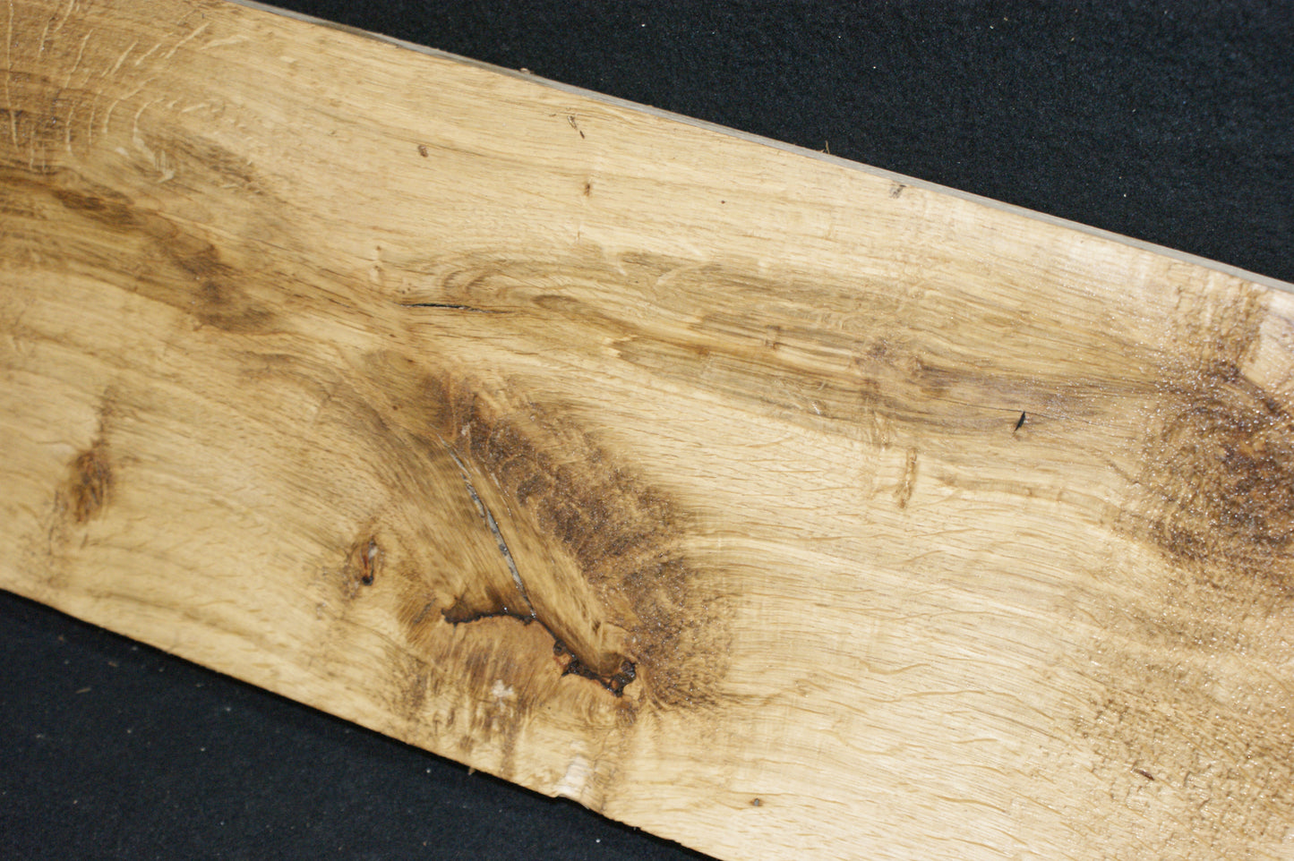 Oak 1201 L x 192 W x 38 D mm (584)