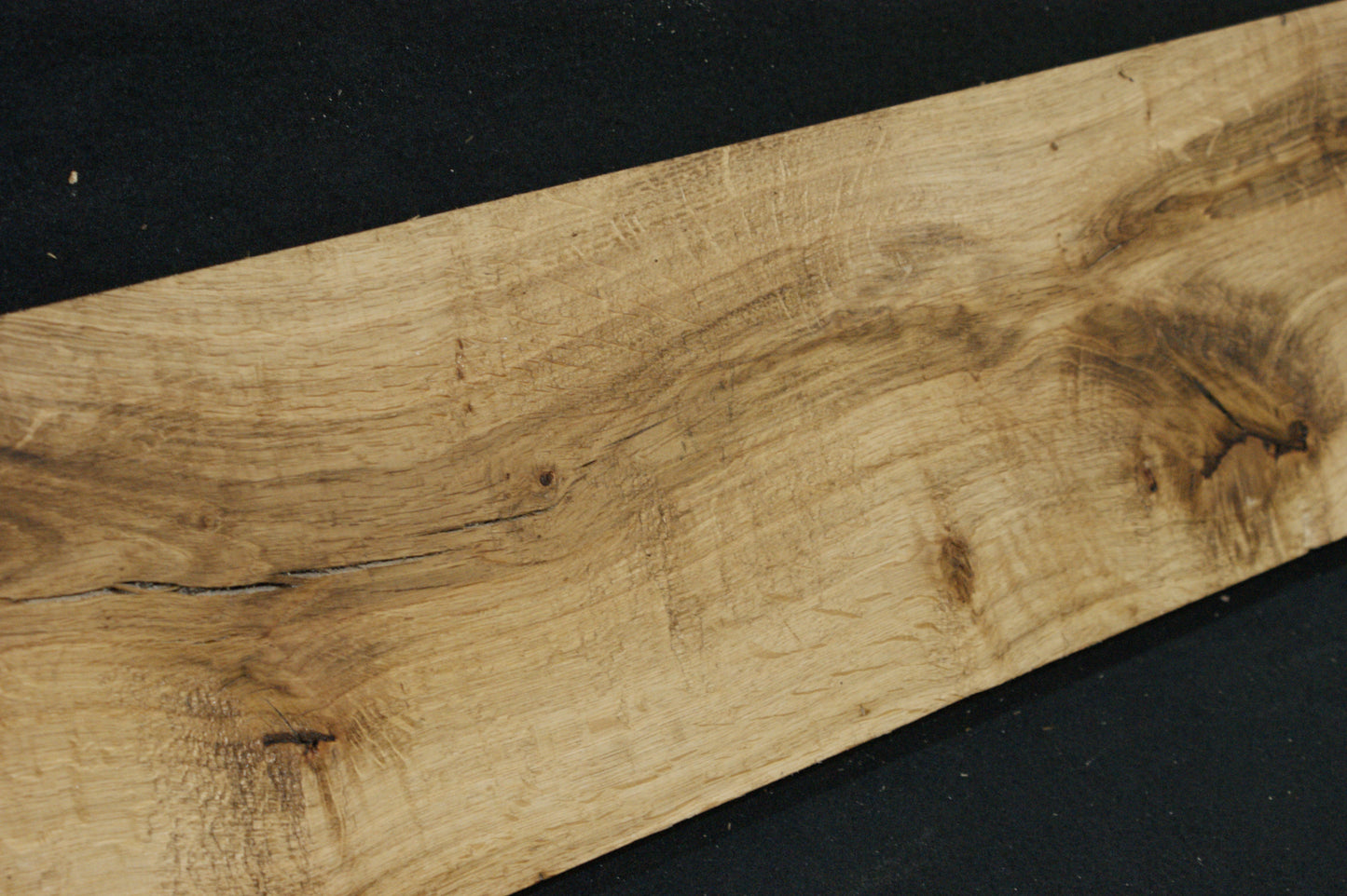 Oak 1201 L x 192 W x 38 D mm (584)