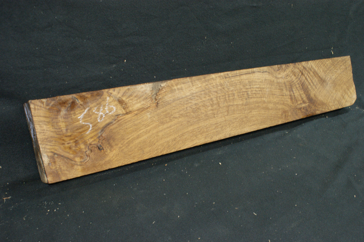 Brown oak shelf board (586)