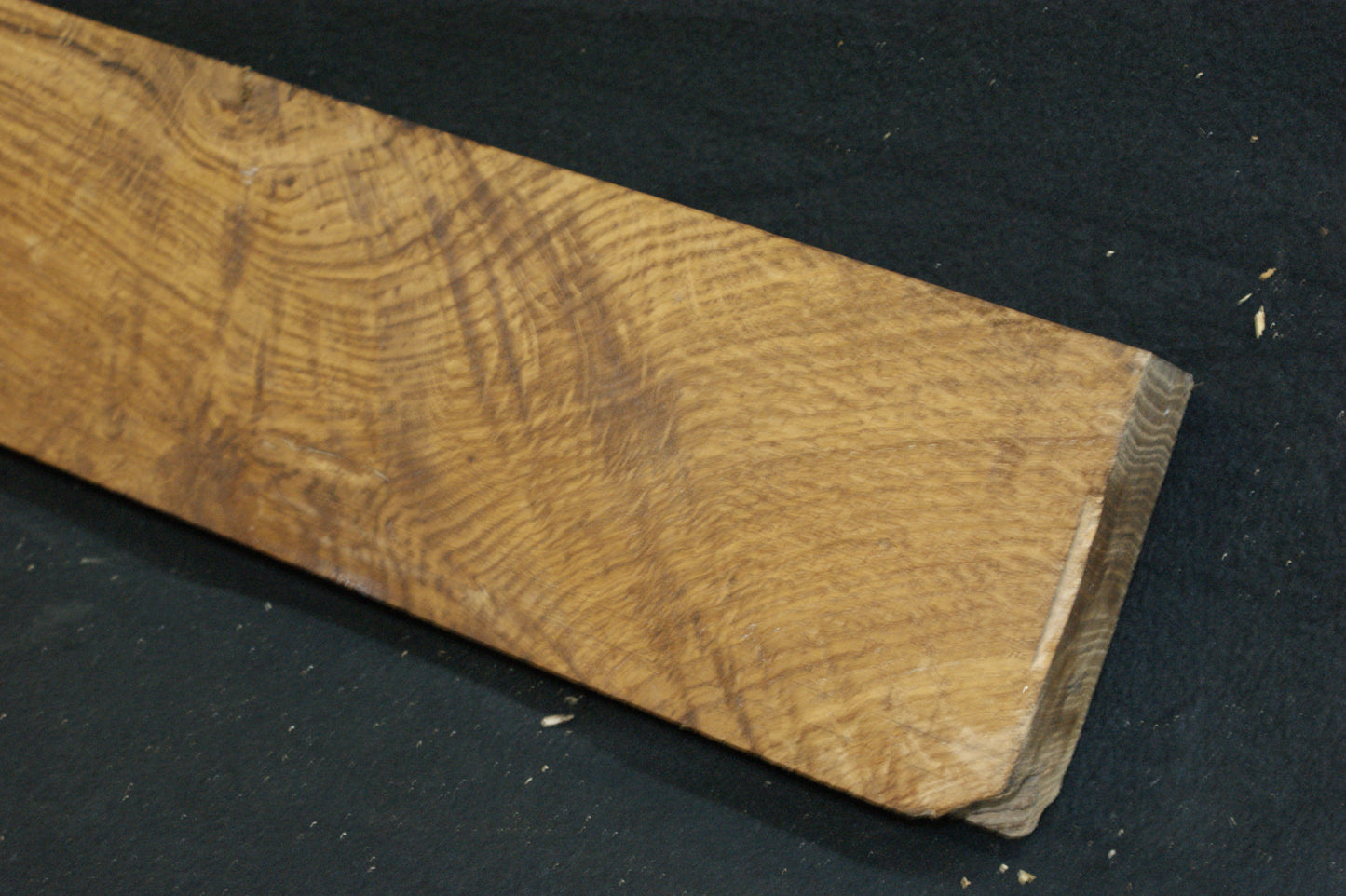 Brown oak shelf board (586)
