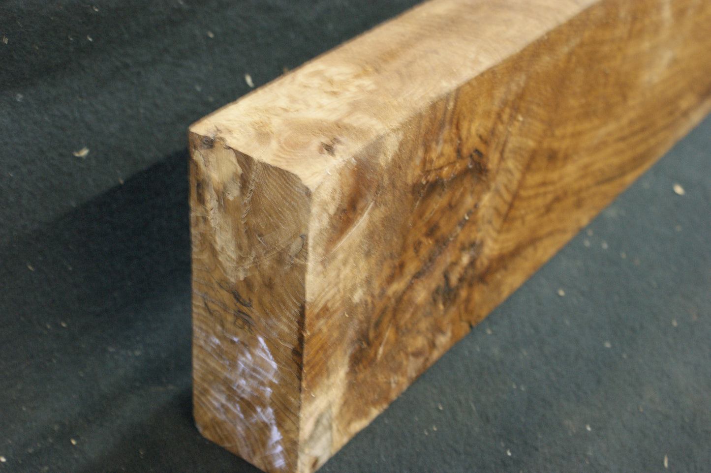 Brown oak shelf board (586)