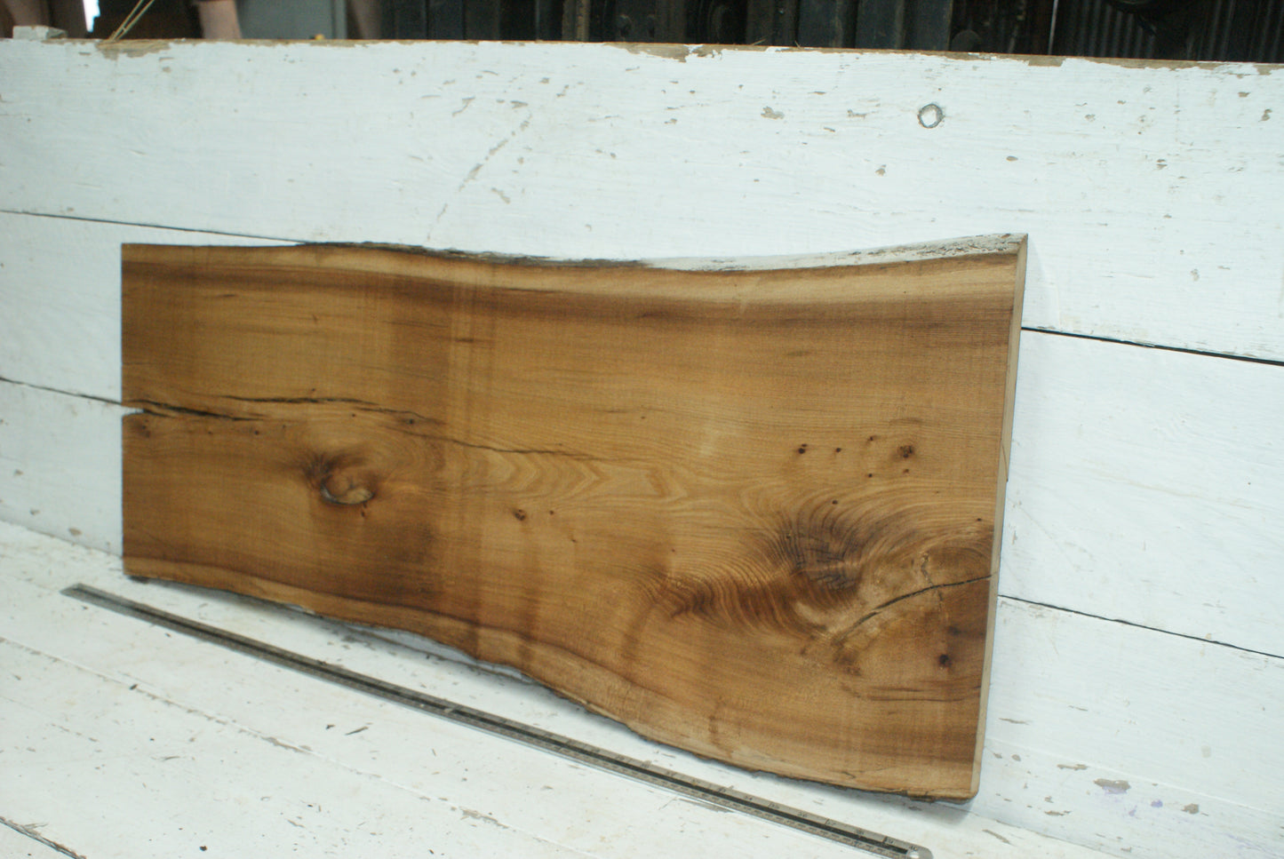 Elm 1008 L x 450 - 380 W x 39 mm D (425)