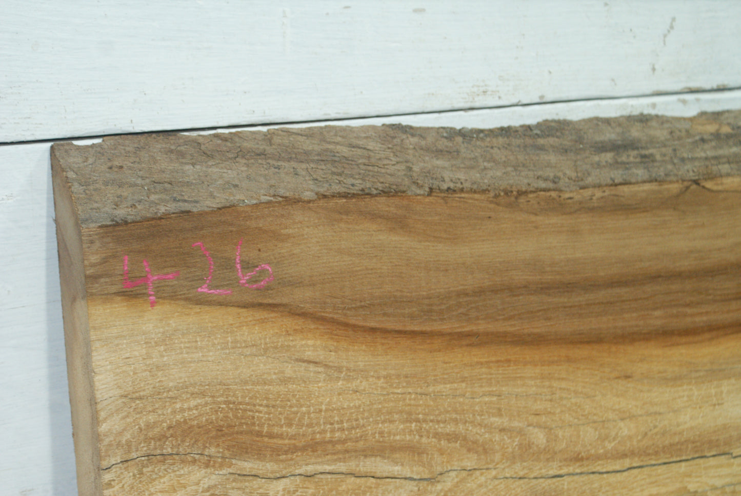 Elm 904 L x 404 - 390 W x 37 mm D (426)