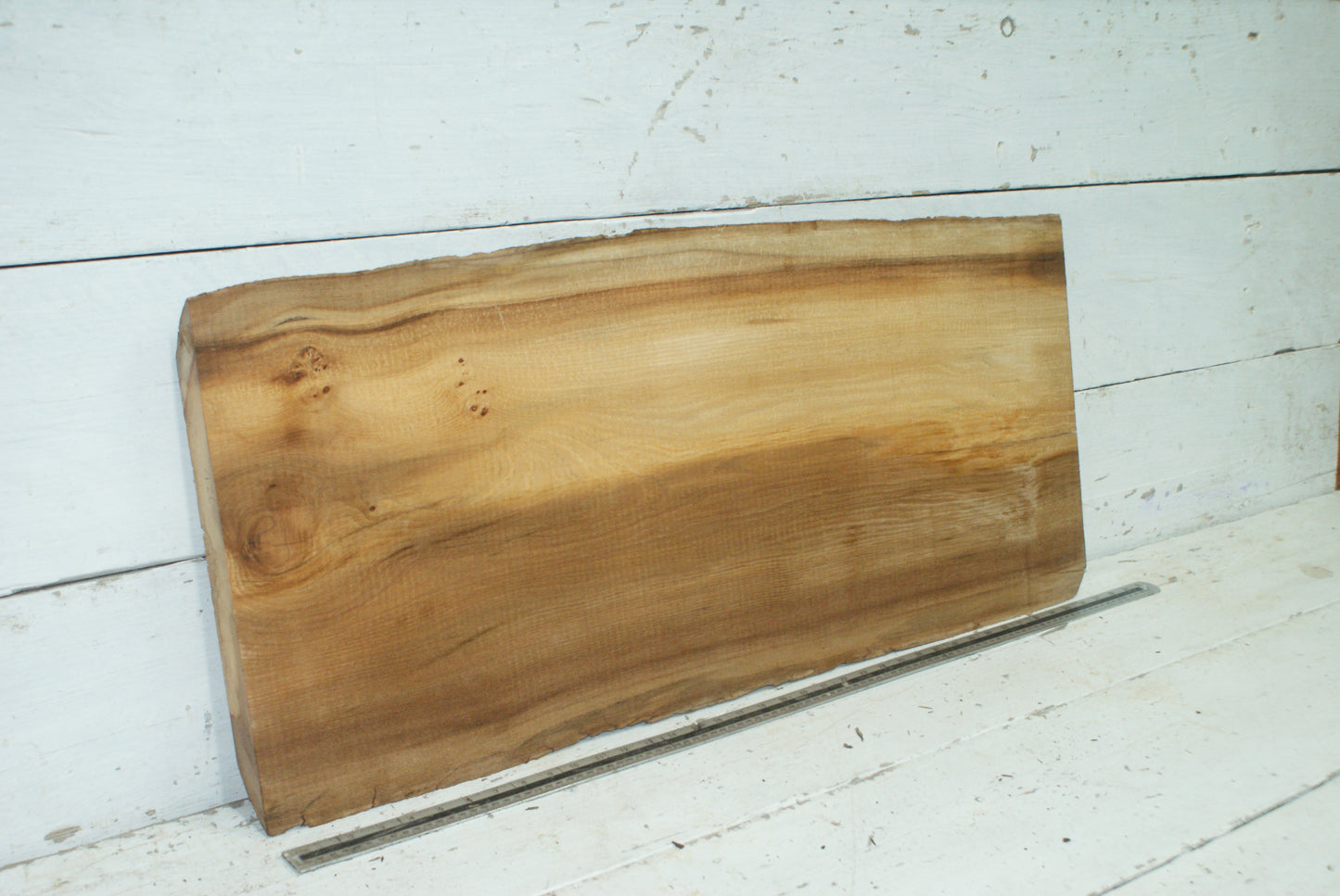 Elm 904 L x 404 - 390 W x 37 mm D (426)