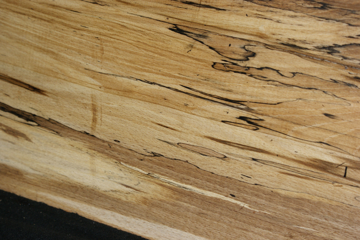 Spalted Beech 465 L x 305-265 W x 47 D (mm) (591)