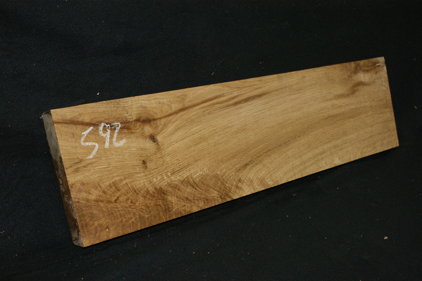 Oak 733 L x 195 W x 44 D (mm) (592)