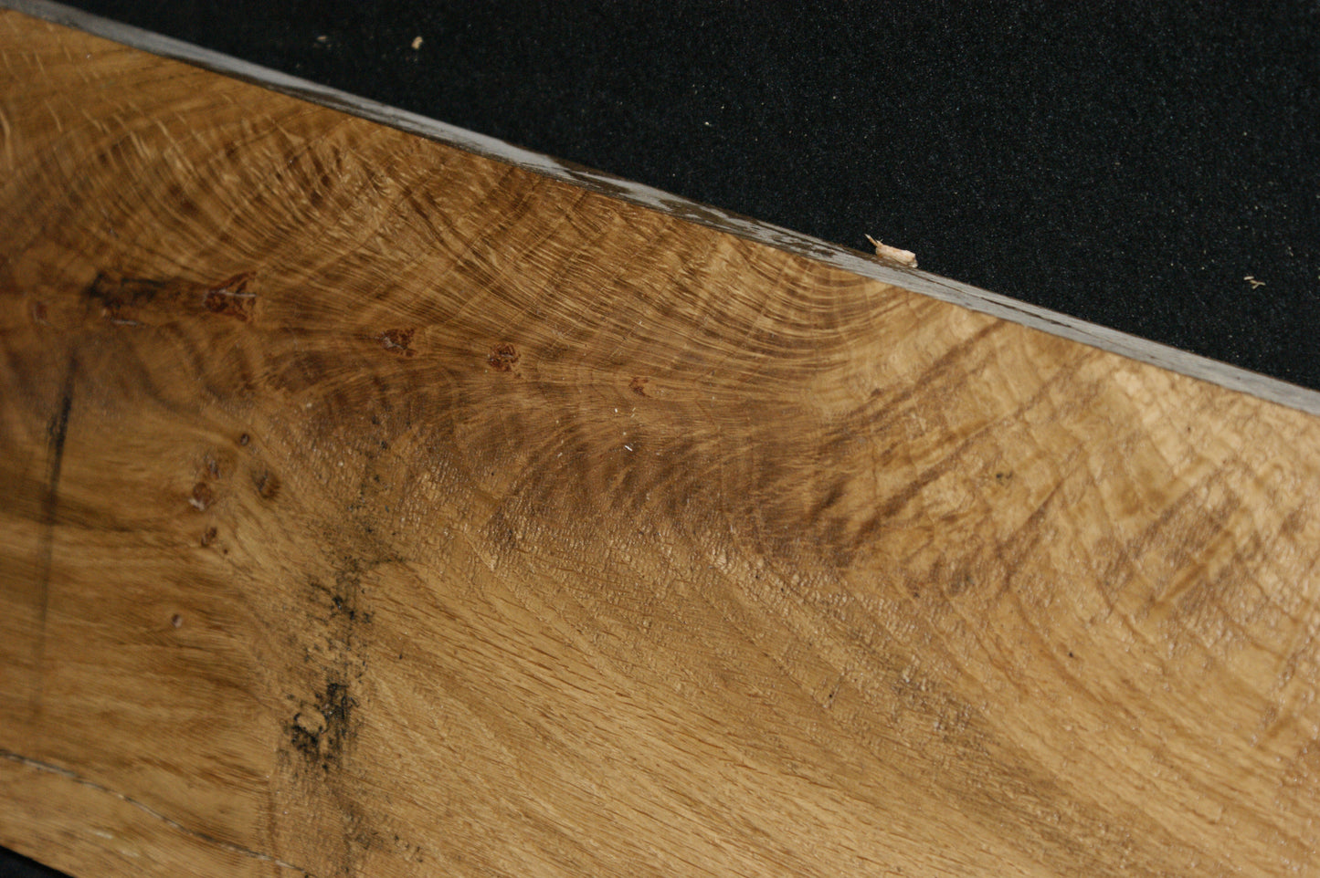 Oak 733 L x 195 W x 44 D (mm) (592)