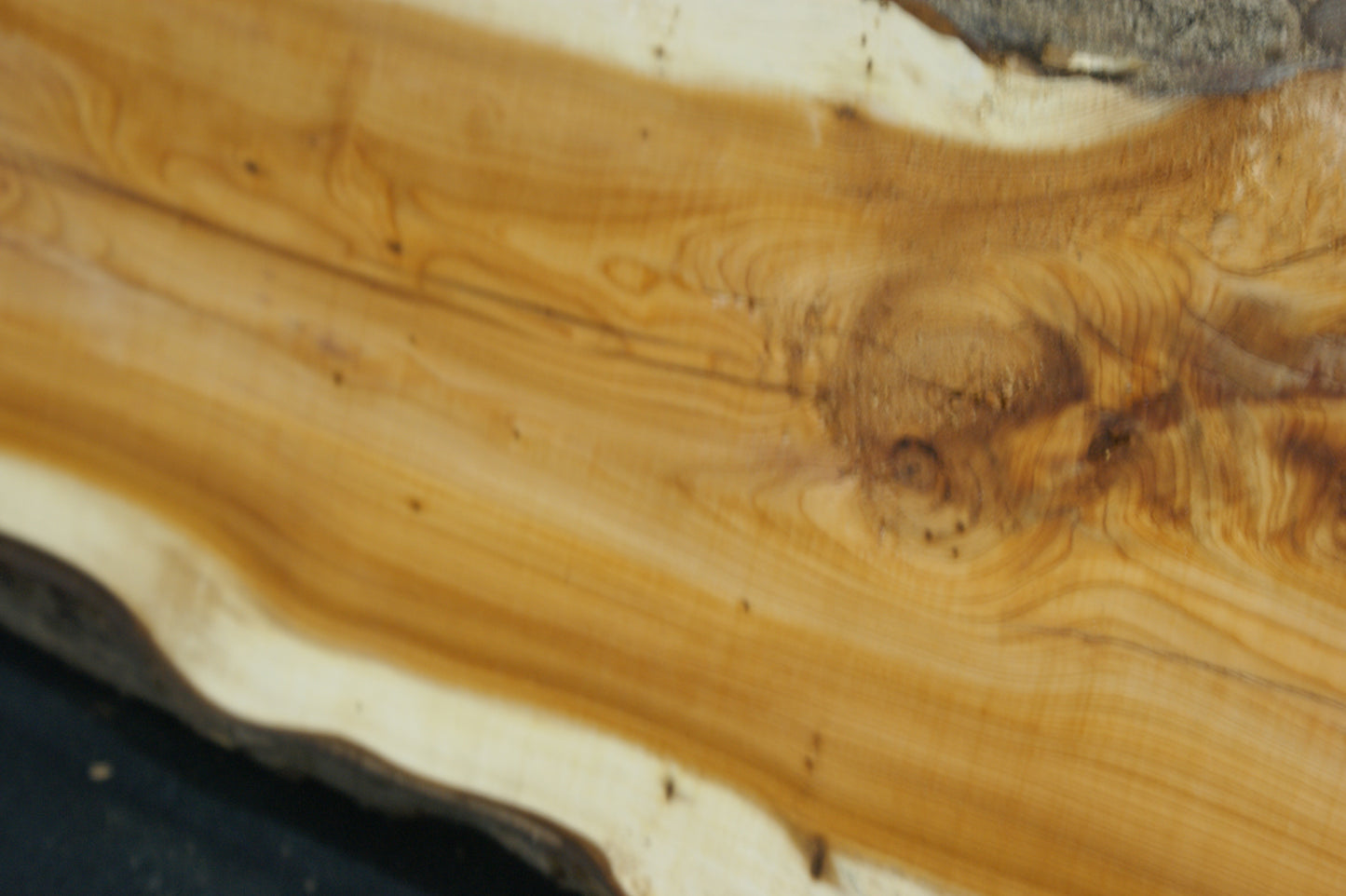 English Yew Shelf. (598)
