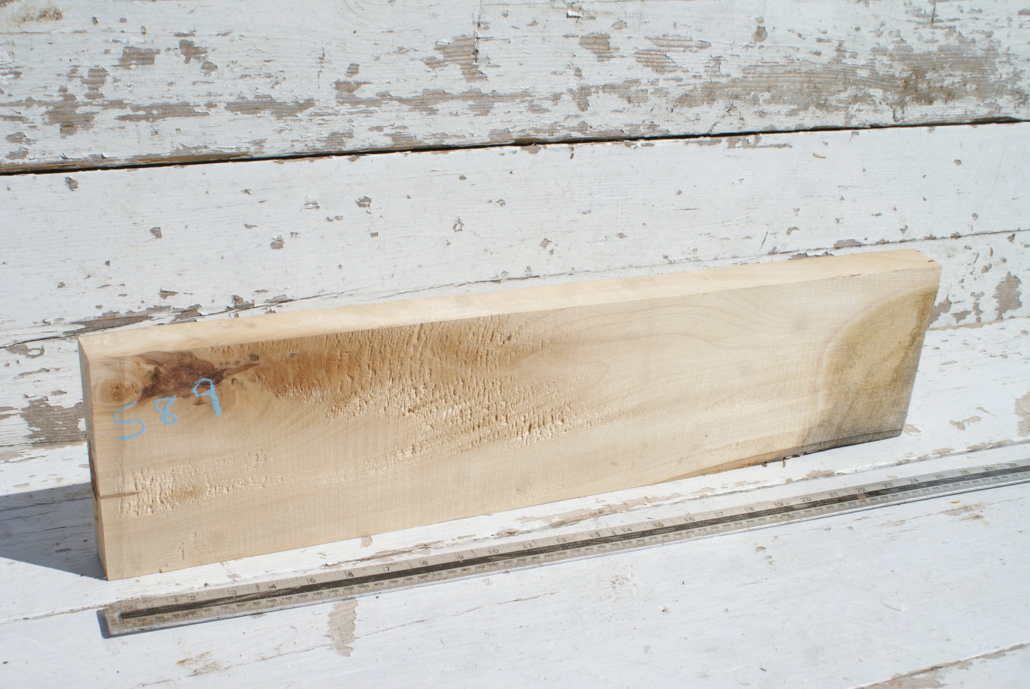 Lime 643 L x 152 W x 37 D (mm) (589)