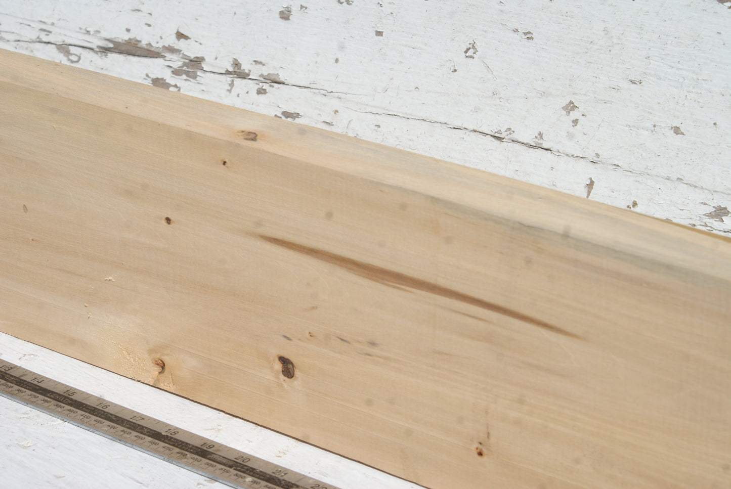 Lime 868 L x 155 W x 41 D (mm) (594)