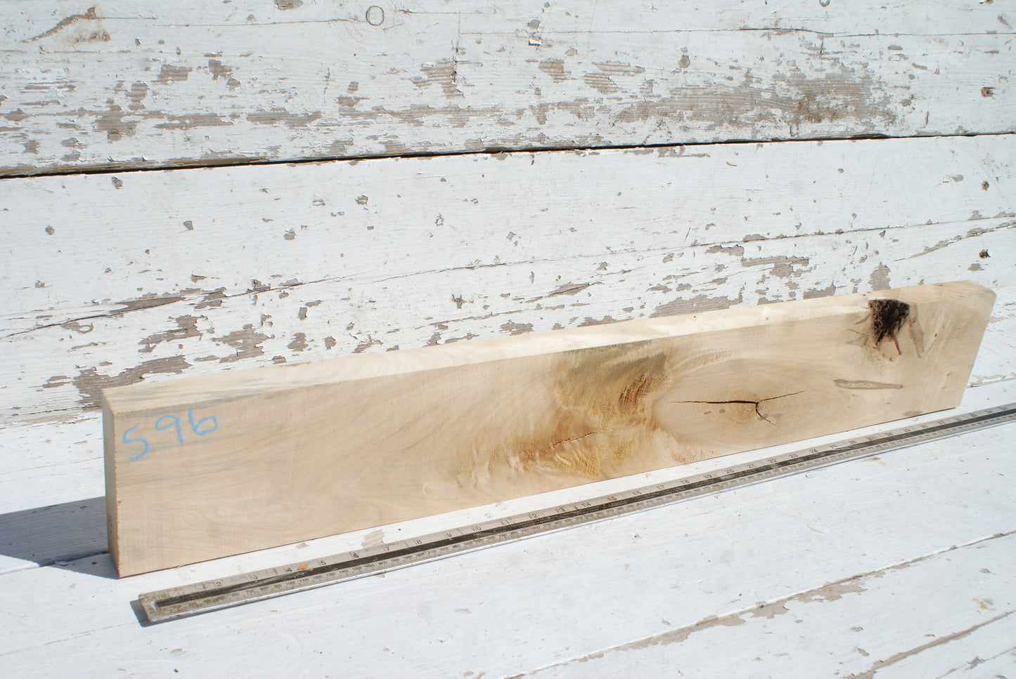 Lime 845 L x 128 W x 37 D (mm) (596)