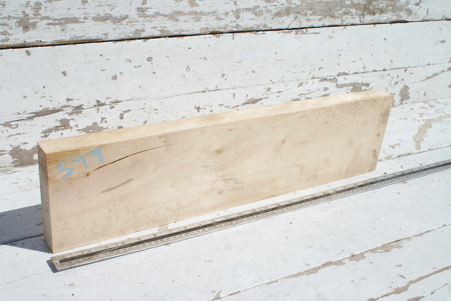 Lime 635 L x 153 W x 37 D (mm) (599)