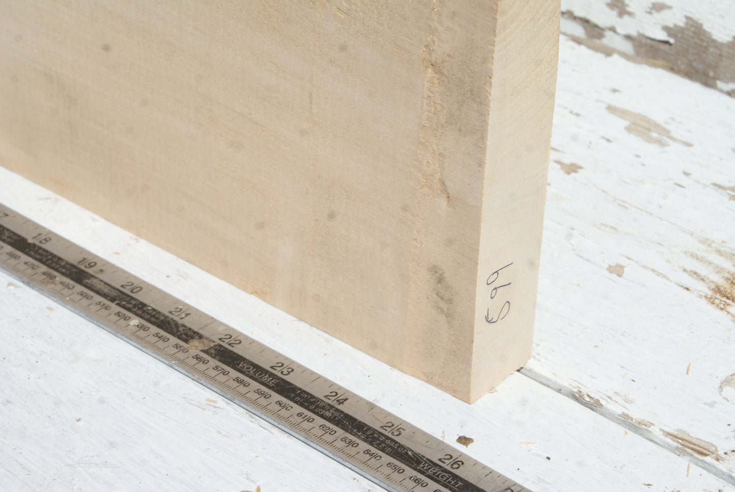 Lime 635 L x 153 W x 37 D (mm) (599)