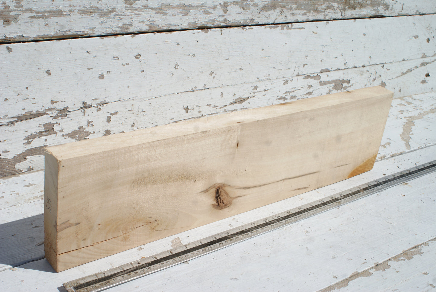 Lime 635 L x 153 W x 37 D (mm) (599)