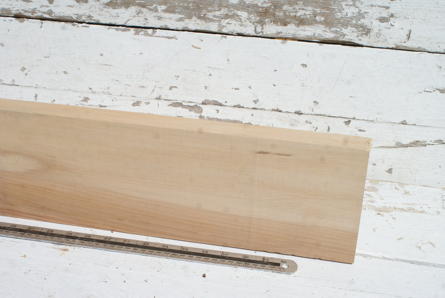 Lime 1110 L x 155 W x 35 D (mm) (600)