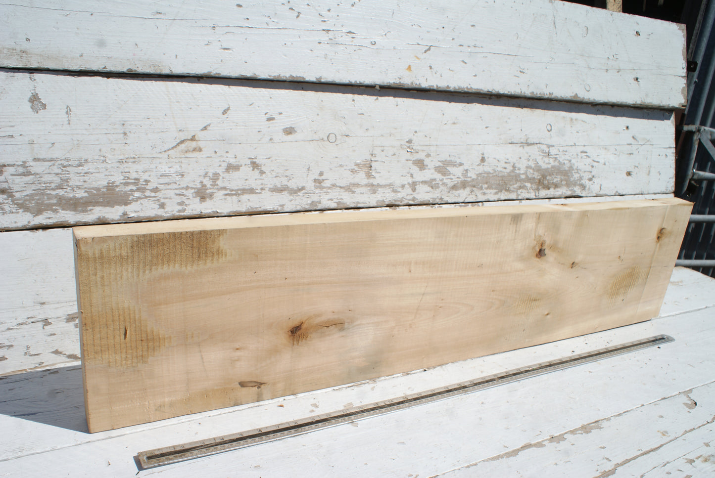 Lime 1124 L x 253 W x 41 D (mm) (601)