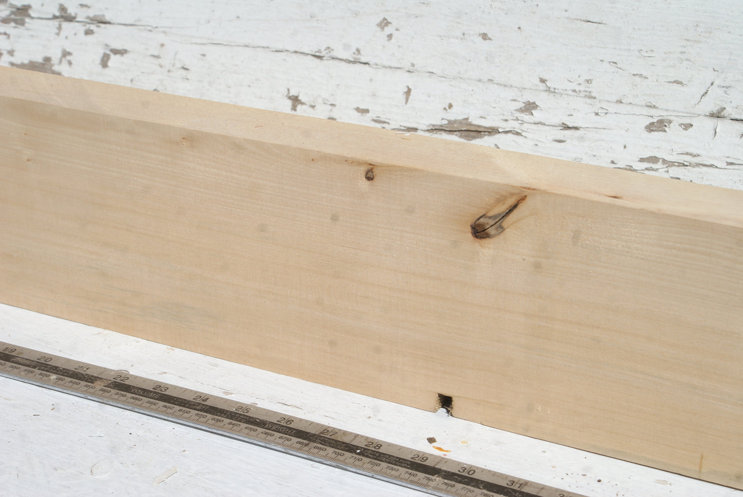 Lime 1064 L x 130 W x 44 D (mm) (603)