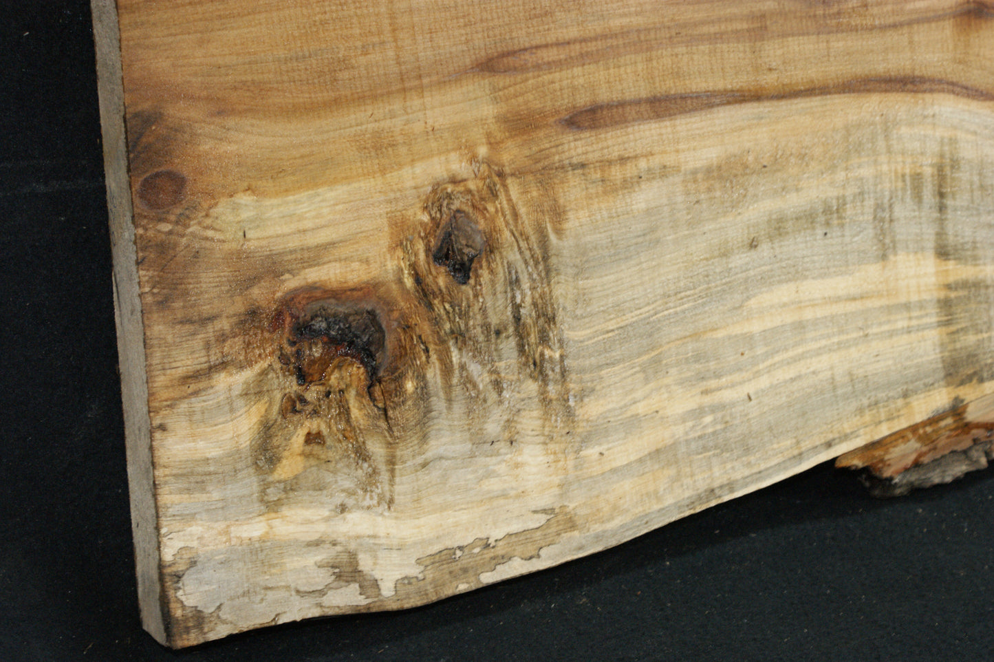 Lime wood (628)