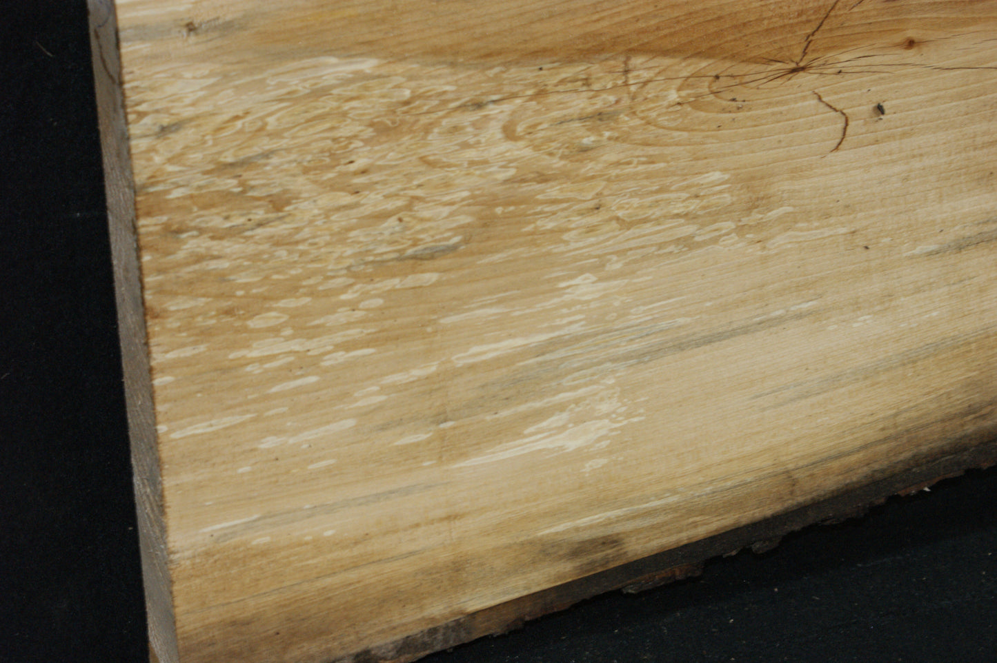Lime wood (631)