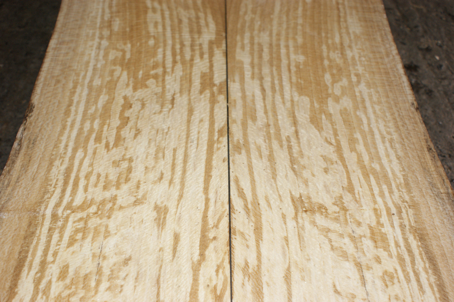 Book matched guitar body, London Plane 1200 L x 425 - 336 W x 47 mm (800)