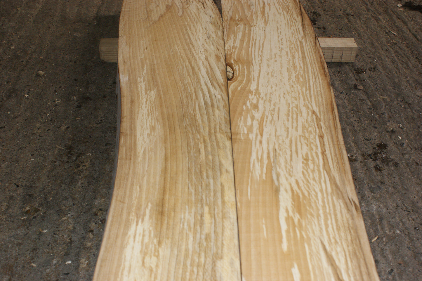 Book matched guitar body, London Plane 1200 L x 425 - 336 W x 47 mm (800)