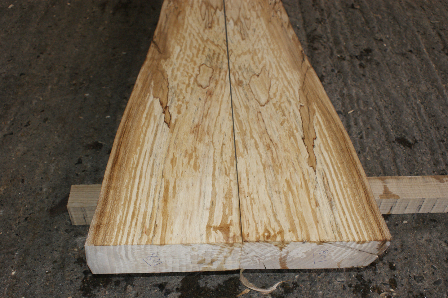 Book matched London Plane 1200 L x 510 - 215 W x 55 mm (801)