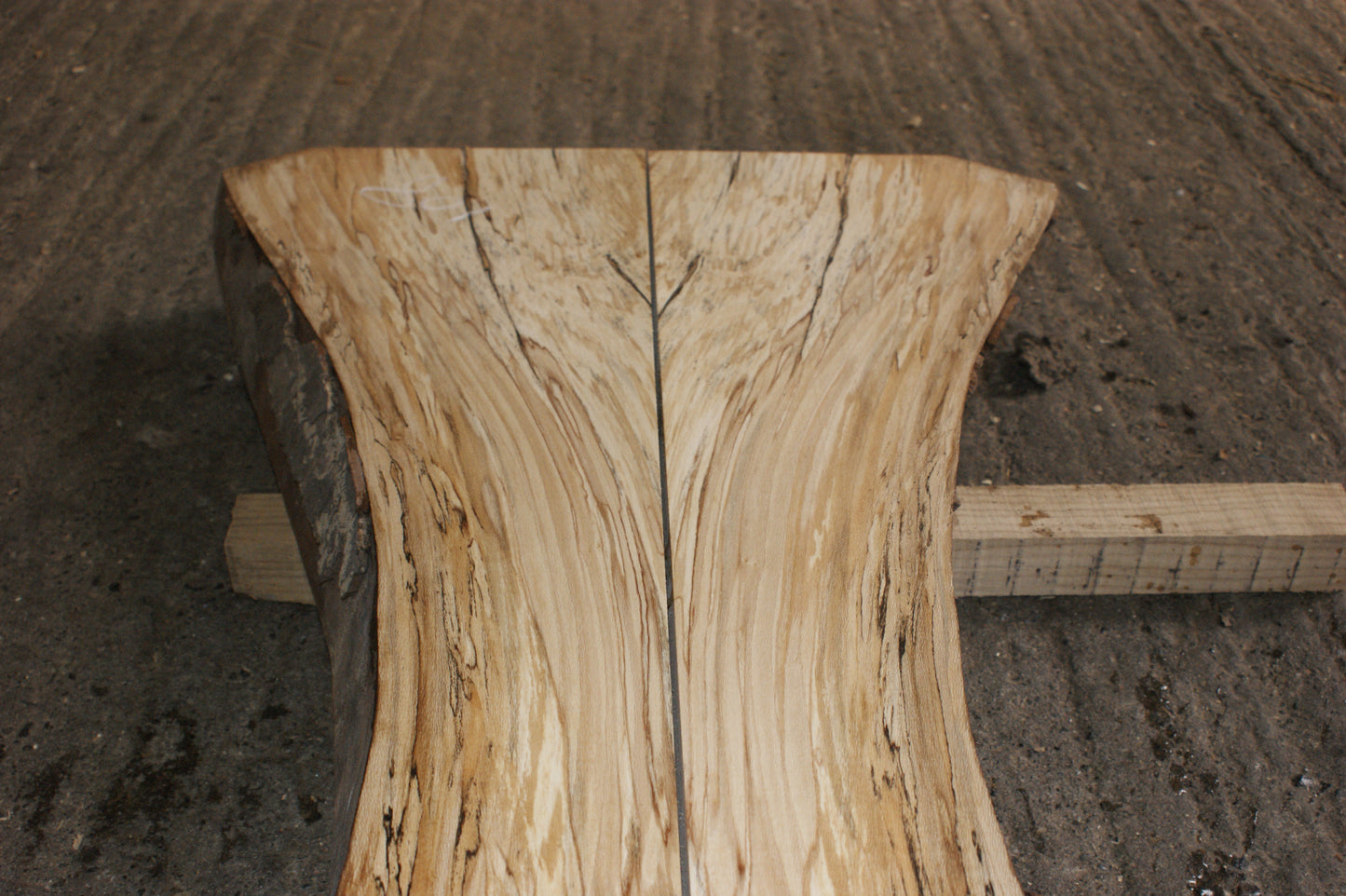 Book matched London Plane 1200 L x 510 - 215 W x 55 mm (801)