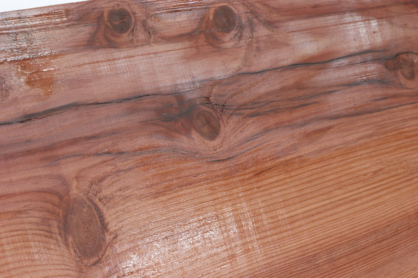 WIDE, RED CEDAR PLANK, BOARD. 1425 L x 463 W x 47 D (mm) (927)