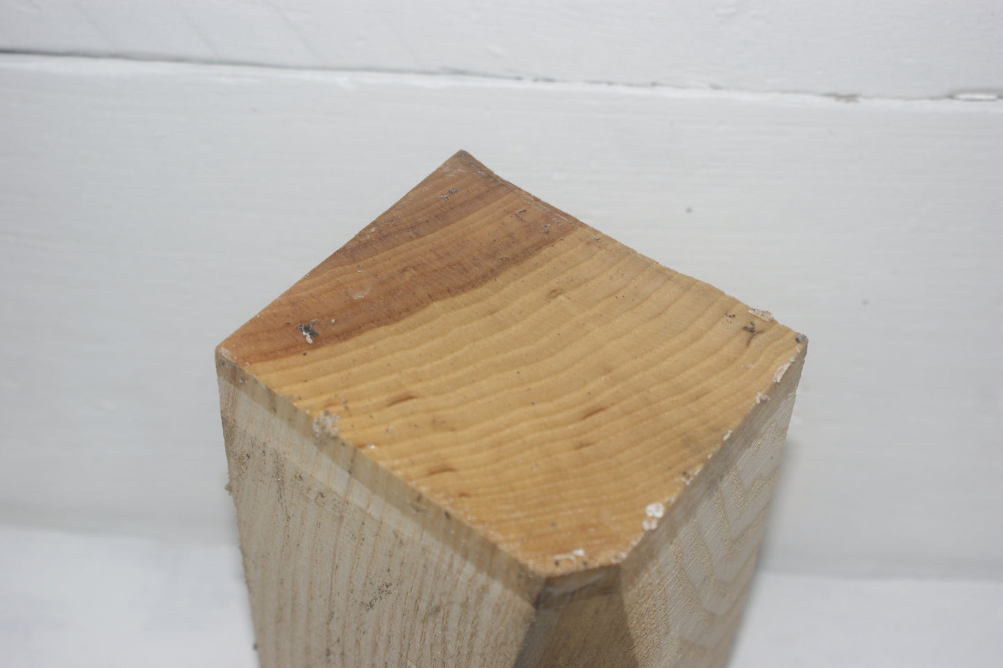 Ash 204 x 90 mm A Grade wood turning blank (005)