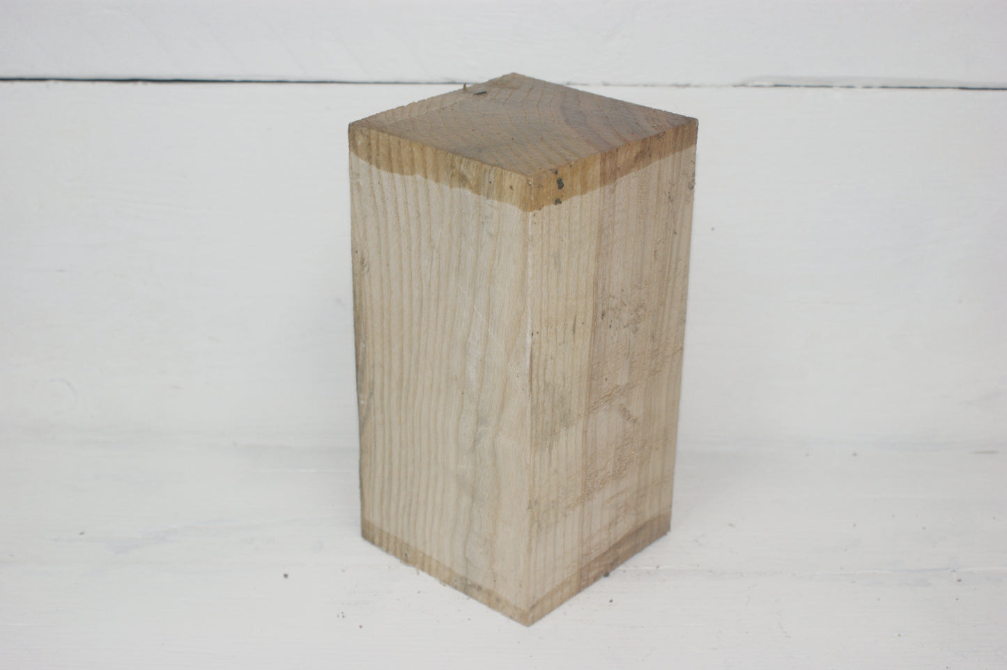 Ash 204 x 100 mm A Grade wood turning blank (006)