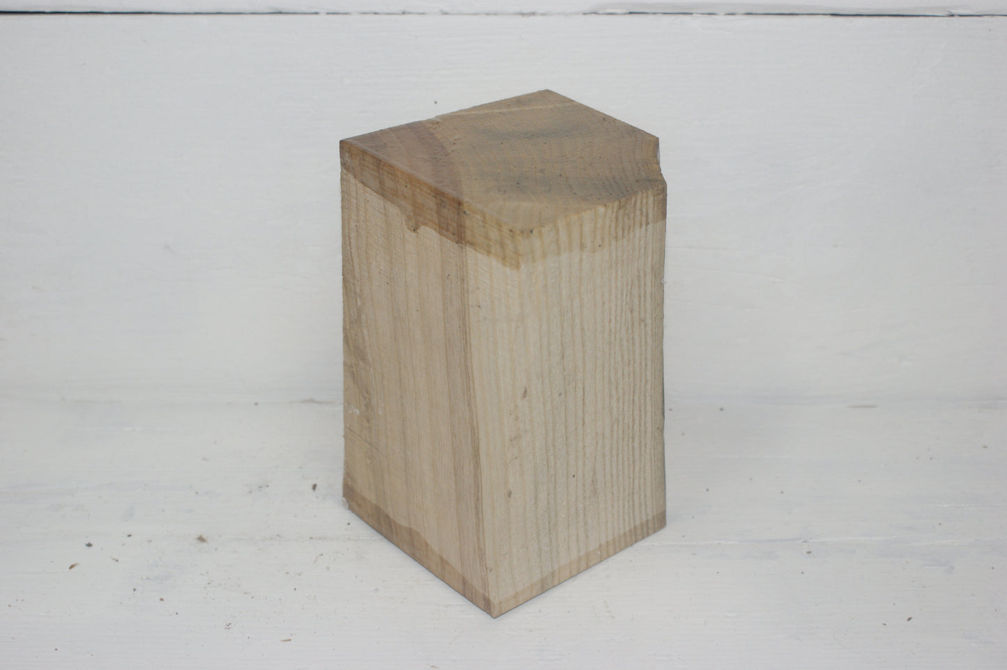 Ash 165 x 100 mm A Grade wood turning blank (011)