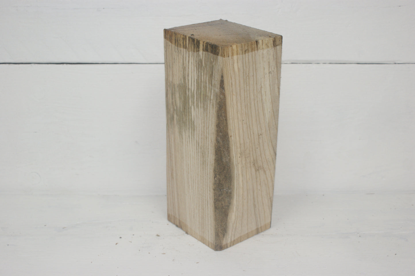 Ash 254 x 90 mm A Grade wood turning blank (012)