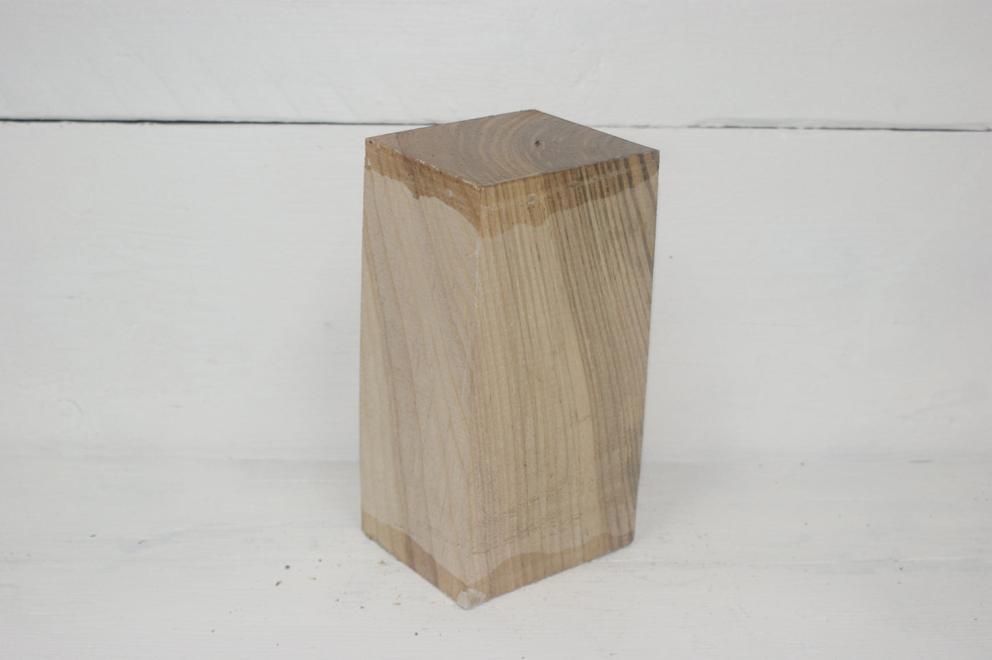 Ash 204 x 90 mm A Grade wood turning blank (013)