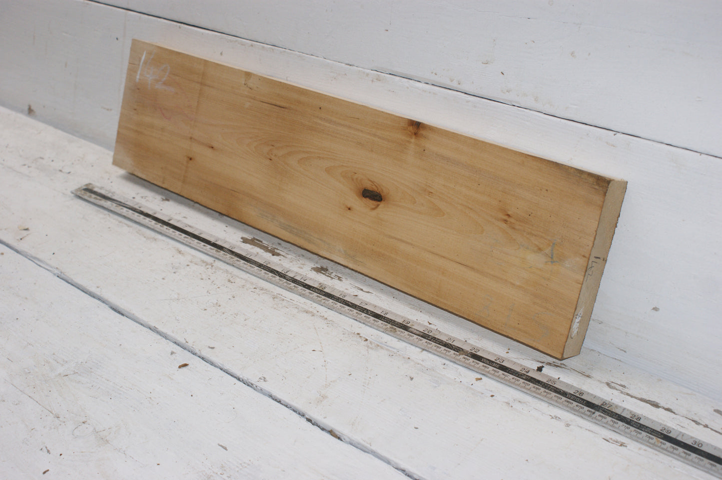 Lime 629 L x 157 W x 38 D (mm) (142)