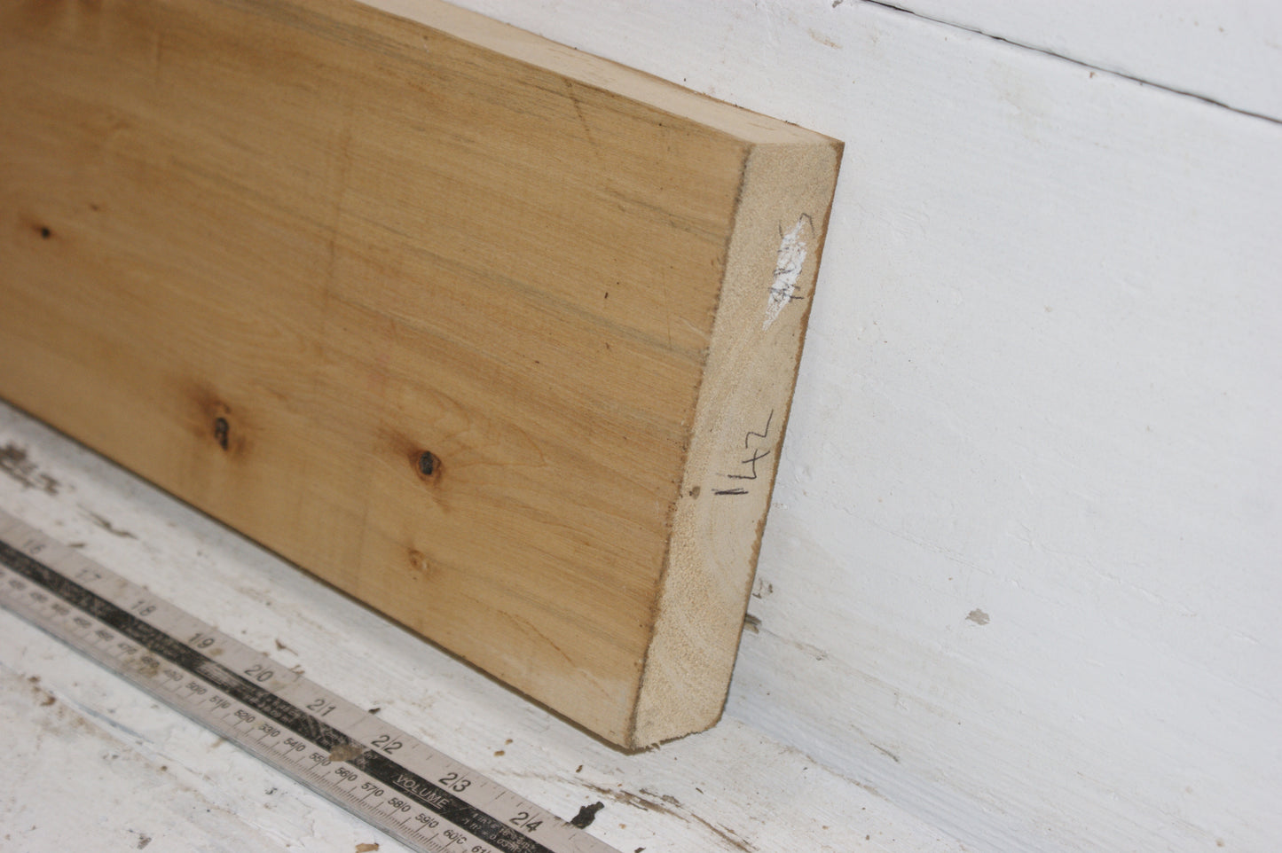 Lime 629 L x 157 W x 38 D (mm) (142)