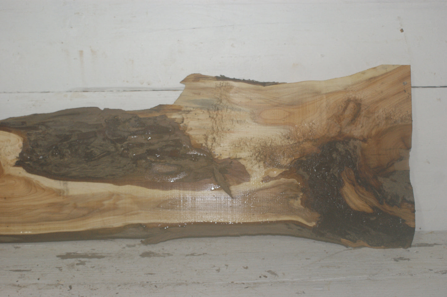 (173) AIR DRIED YEW, HARD WOOD