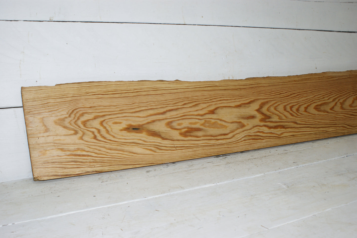 AIR DRIED LARCH, 1367 L x 259 - 235 W x 28 D (mm) SOFTWOOD (178)